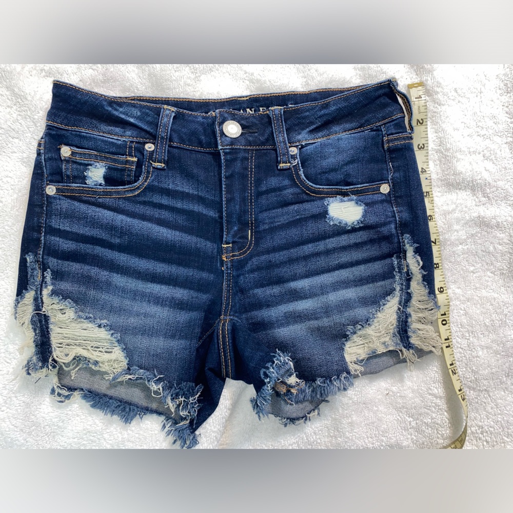 American Eagle next level stretch Jean shorts size 8 barbiecore summer